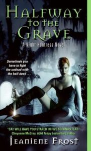 cover of Halfway to the Grave by Jeaniene Frost