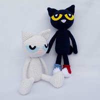 picture of crochet pete the cat dolls