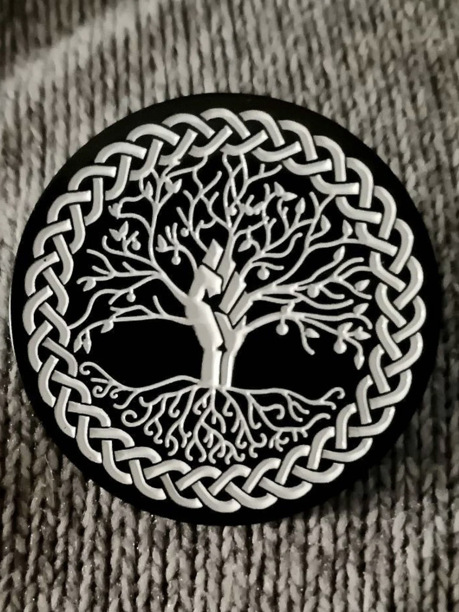 Solidaritree Pin