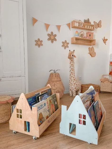 Dollhouse Bookshelves by VeselkaKidsStore