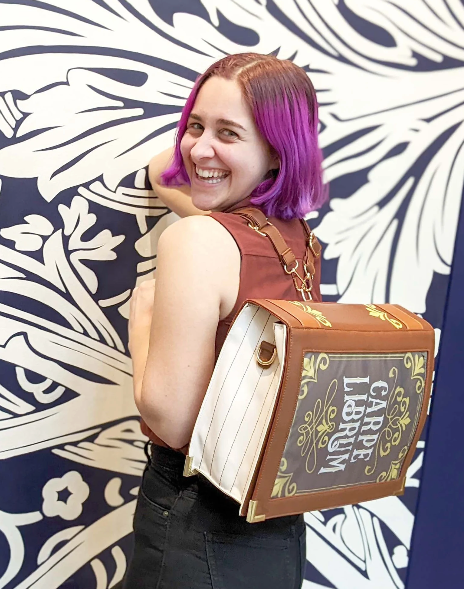 bookish laptop bag image